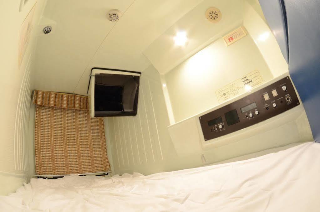 B&S Eco Cube Shinsaibashi Hotel Osaka Exterior photo